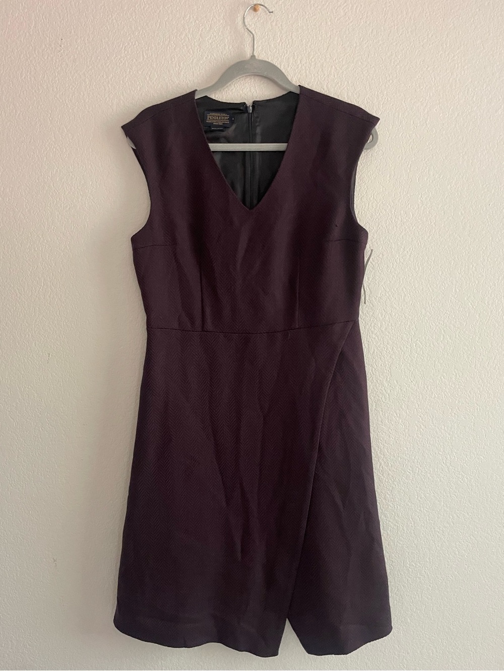 Pendleton Wool Herringbone Plum Maroon Dress Size 8 NWT 🐑
